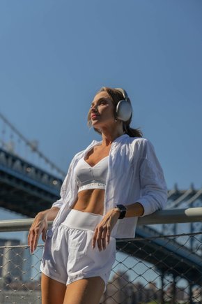 04 top triangulo com elastico movement white